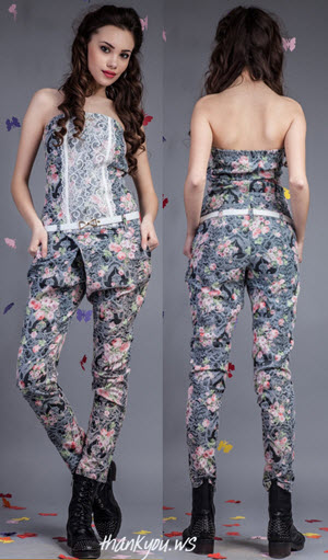 Salopeta dama cu imprimeu floral si curea in talie